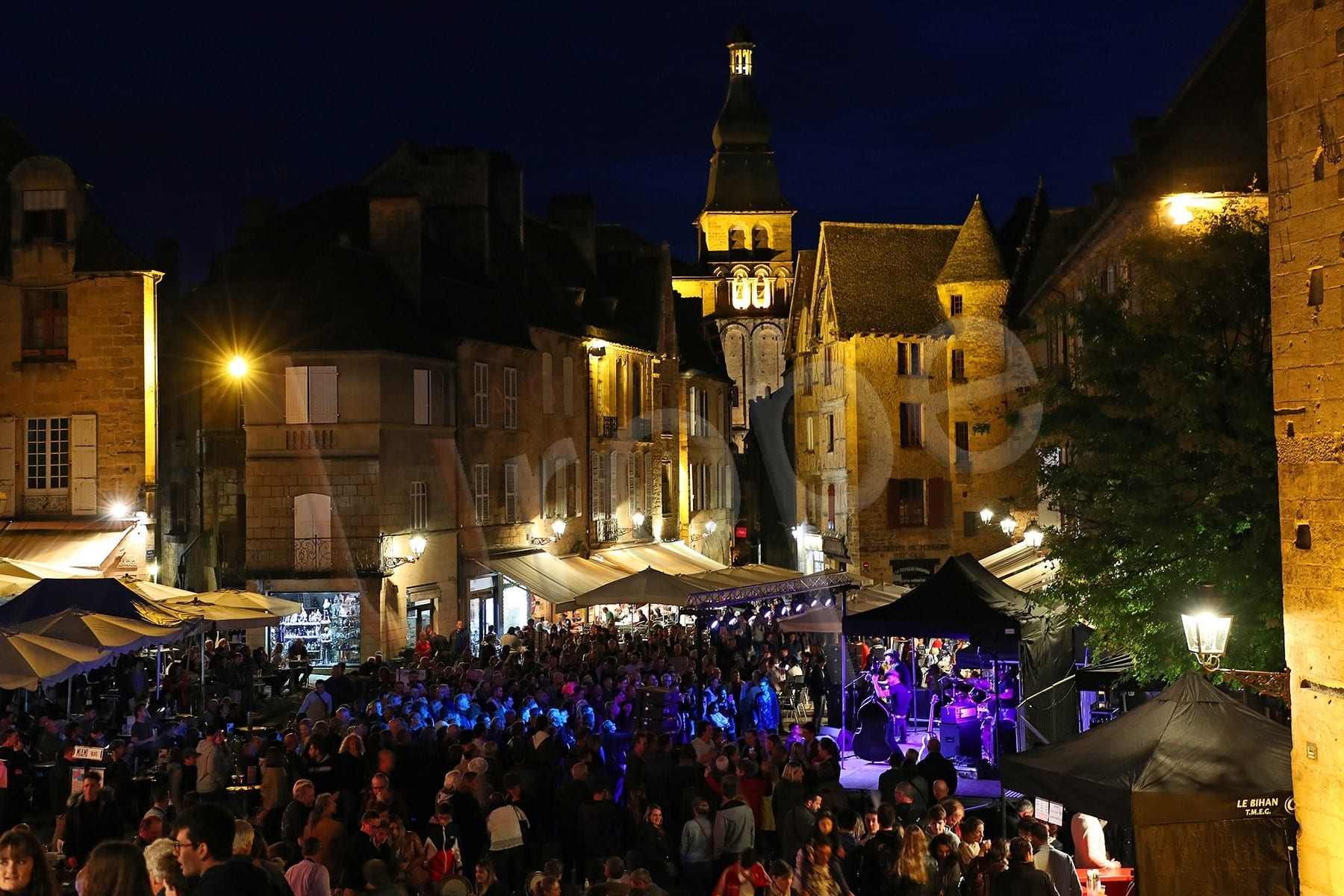 Reportage Illustation Sarlat Perigord Figurants 13