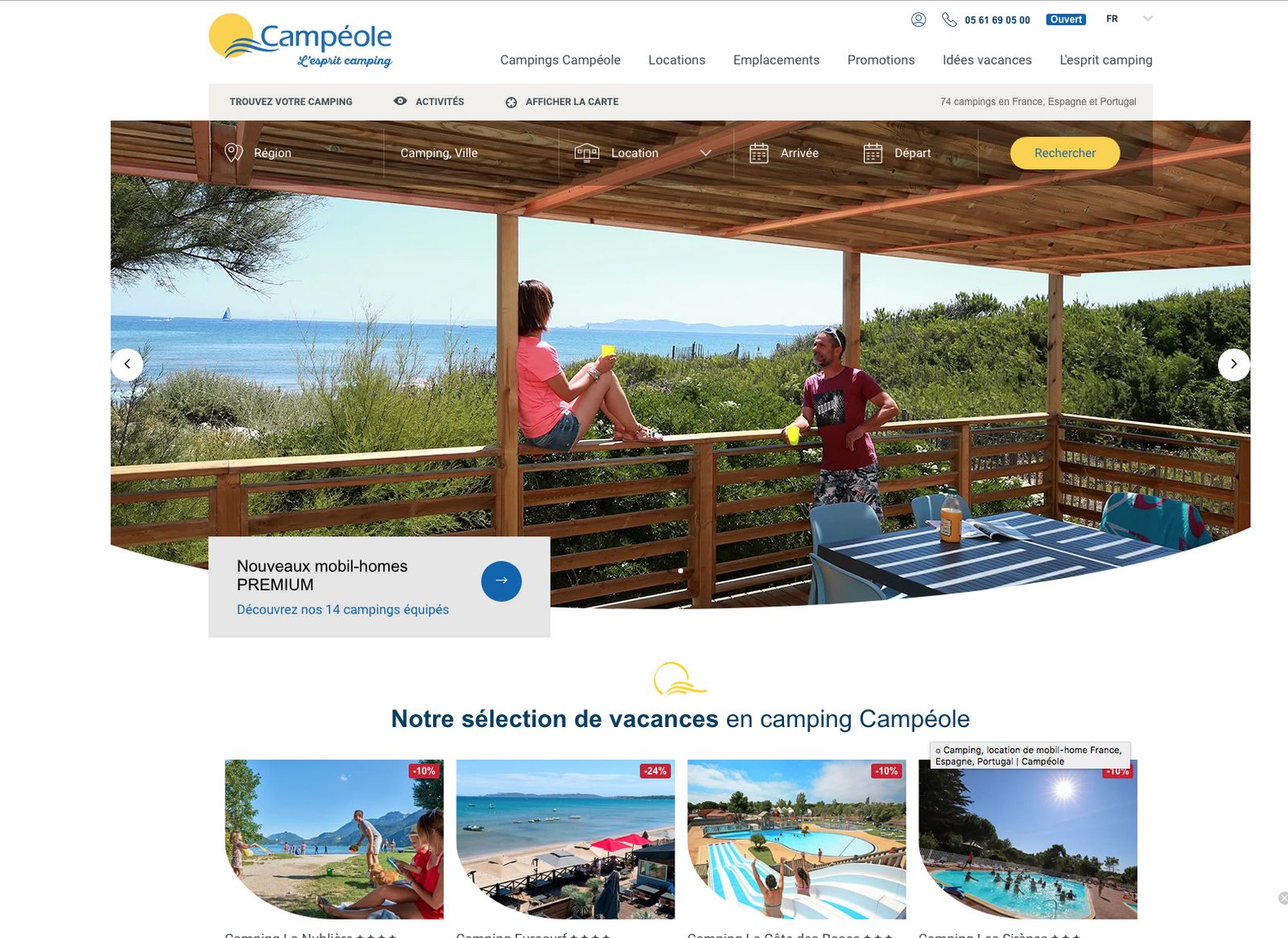 Photo d'illustration d'un couple en bord de mer pour le site internet du camping Eurosurf à Hyères du groupe Campéole